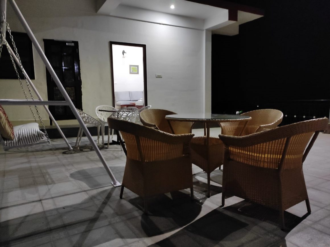 Valley view premium suite