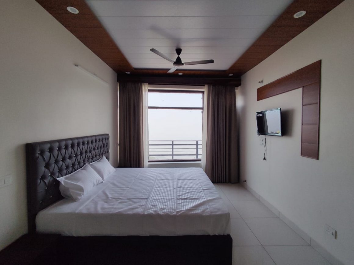 Entire Hillside Breeze Kasauli villa